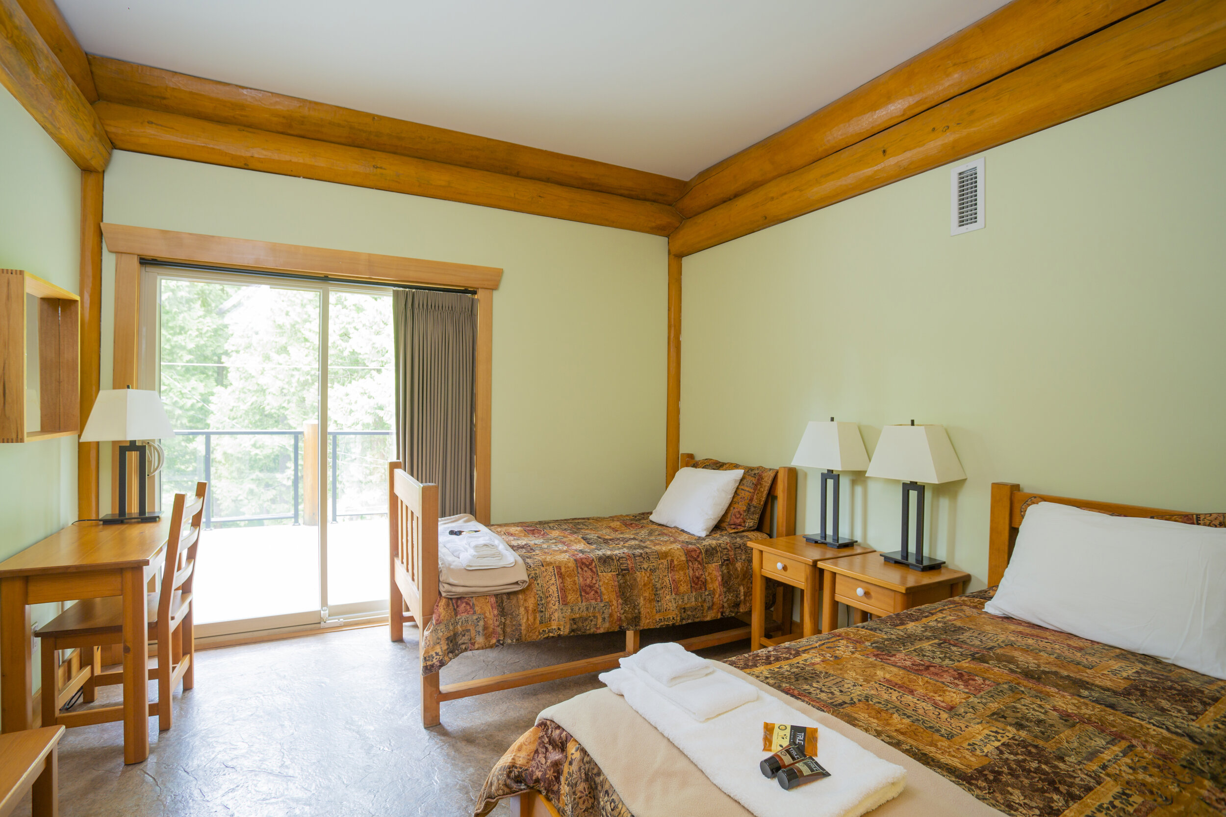 Johnson+Bedroom+(3)