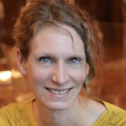 Laura Winn